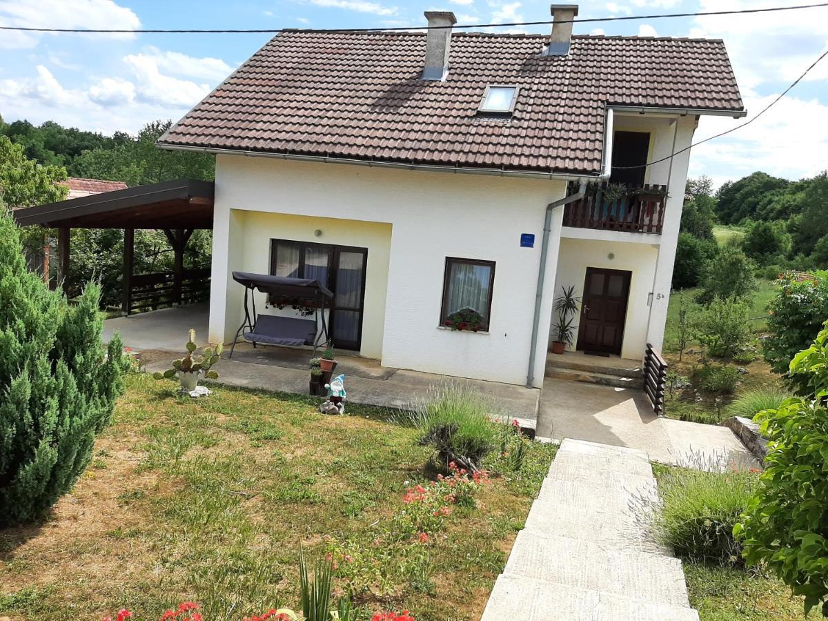 Studio Apartment Ivona & Tin Slunj Exterior photo