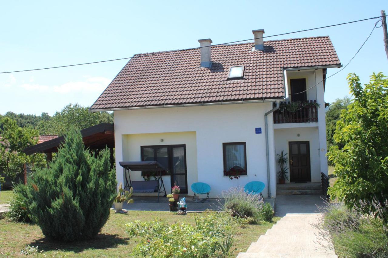 Studio Apartment Ivona & Tin Slunj Exterior photo