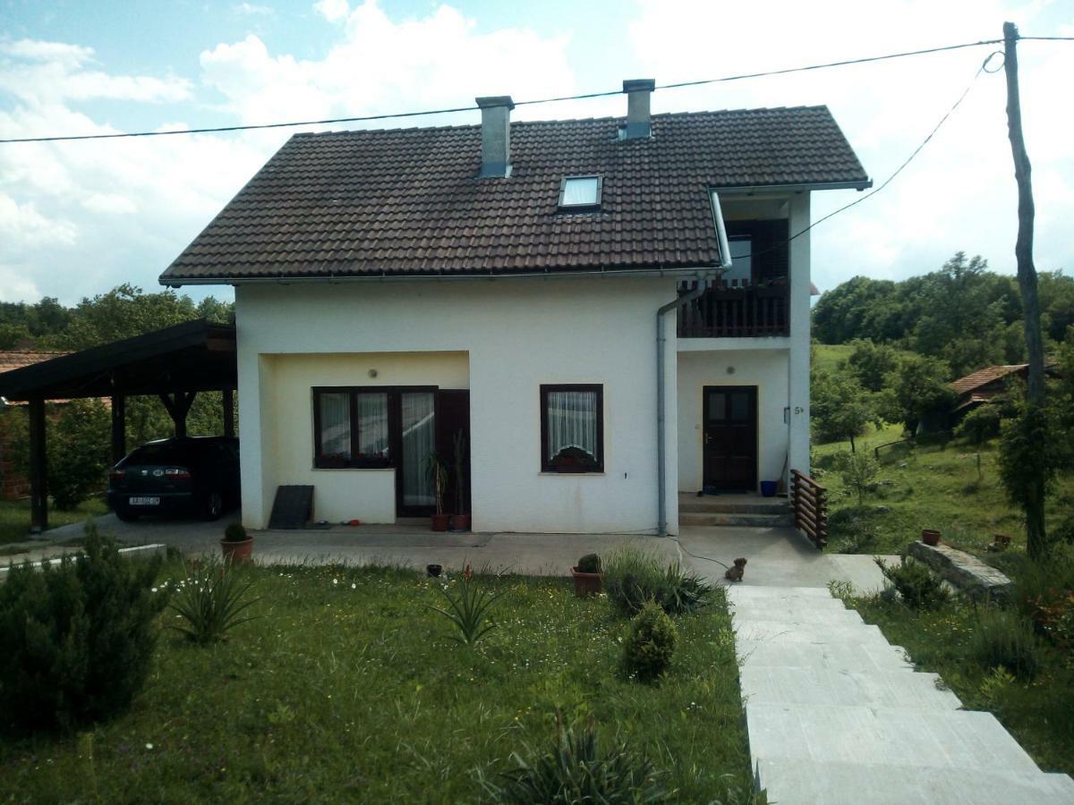 Studio Apartment Ivona & Tin Slunj Exterior photo